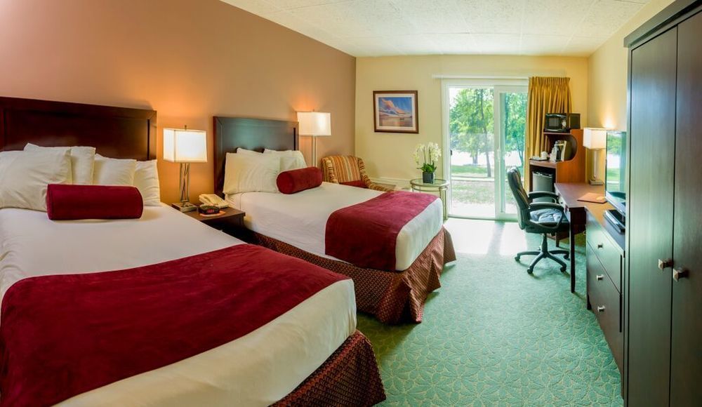 University Inn Academic Suites Orono Экстерьер фото