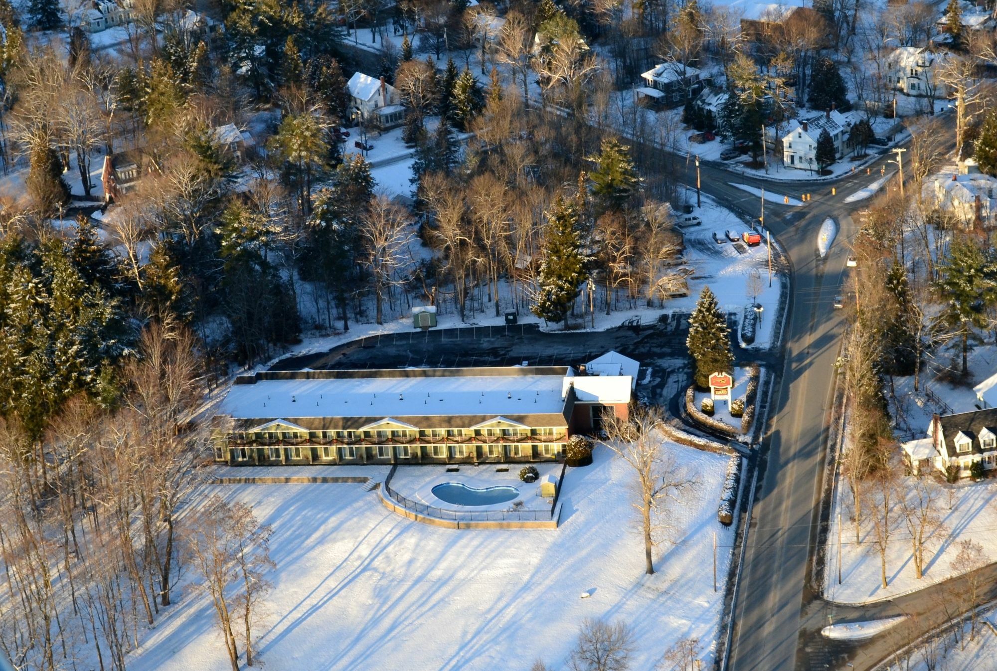 University Inn Academic Suites Orono Экстерьер фото